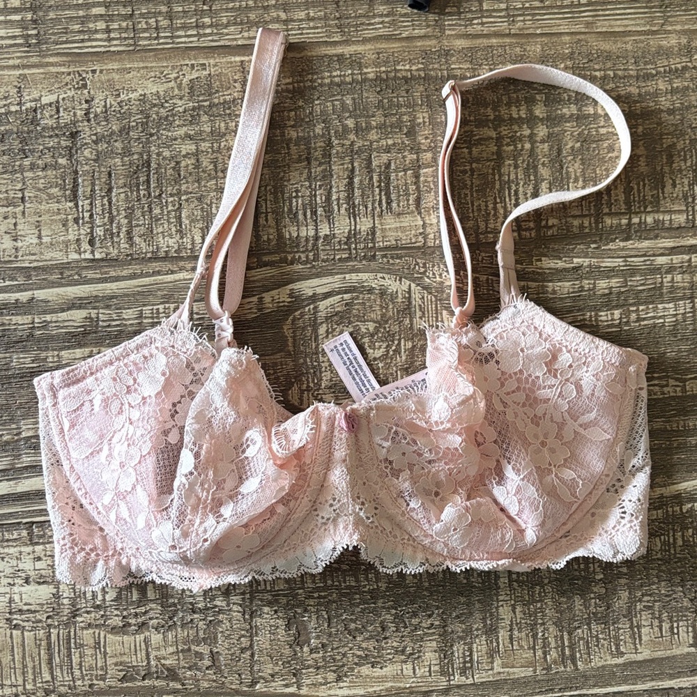 Victoria Secret Delicate Lace Unlined Bra - Blush Pink